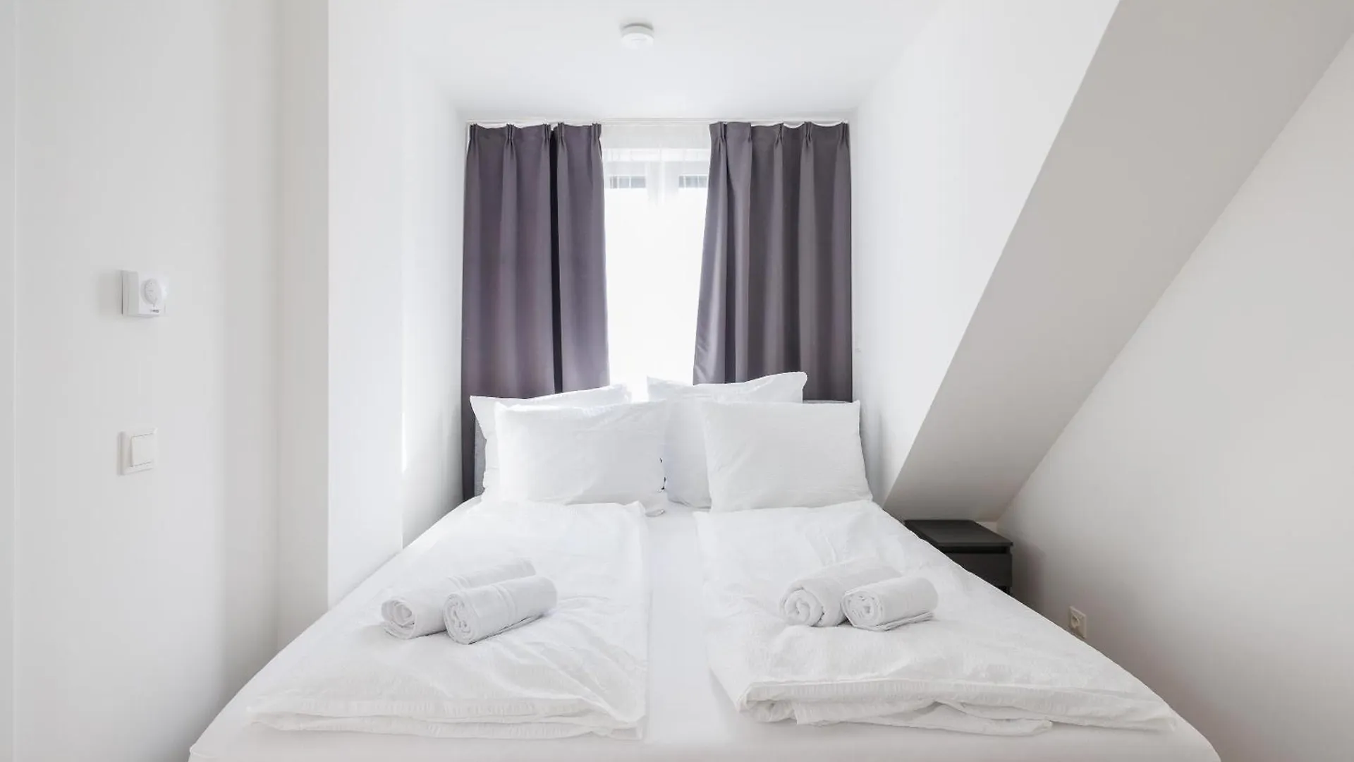 Symphony Apartments 38 - Modern Loft With Terrace And Grill In Central Location Vienna