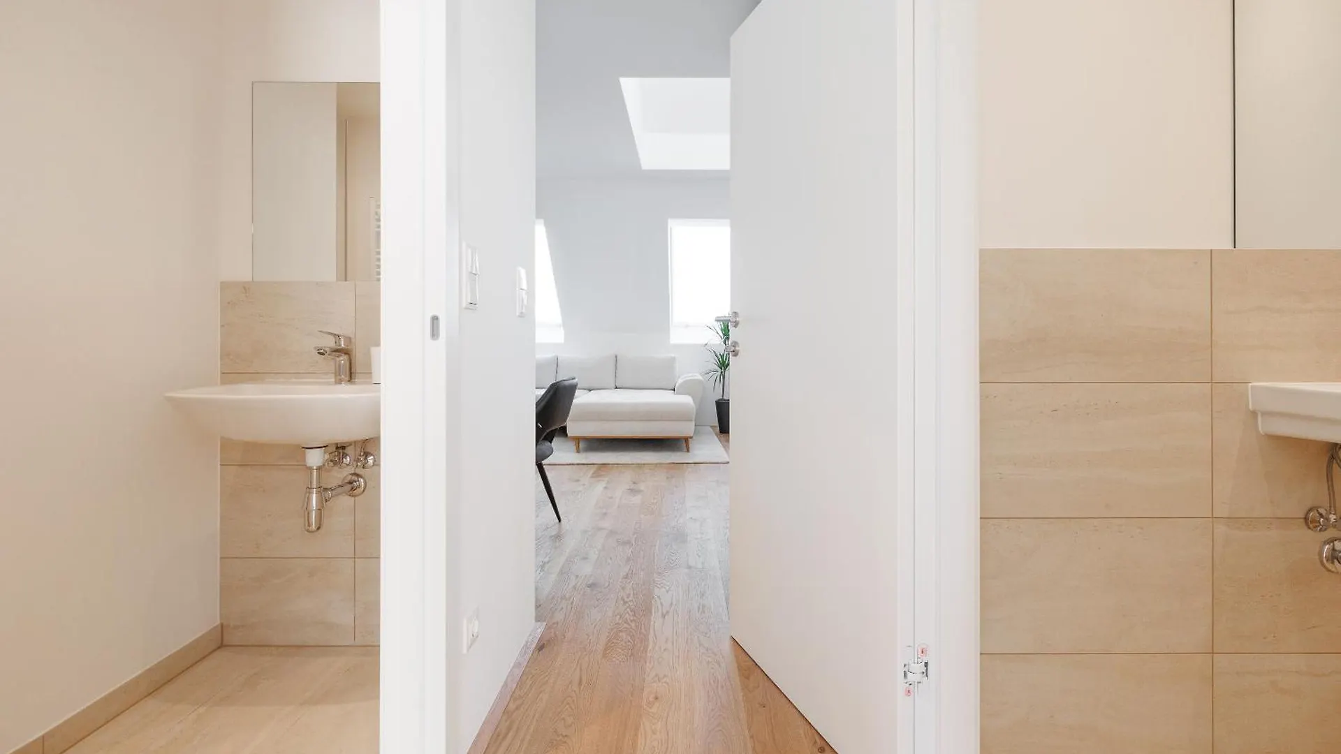 Symphony Apartments 38 - Modern Loft With Terrace And Grill In Central Location Vienna