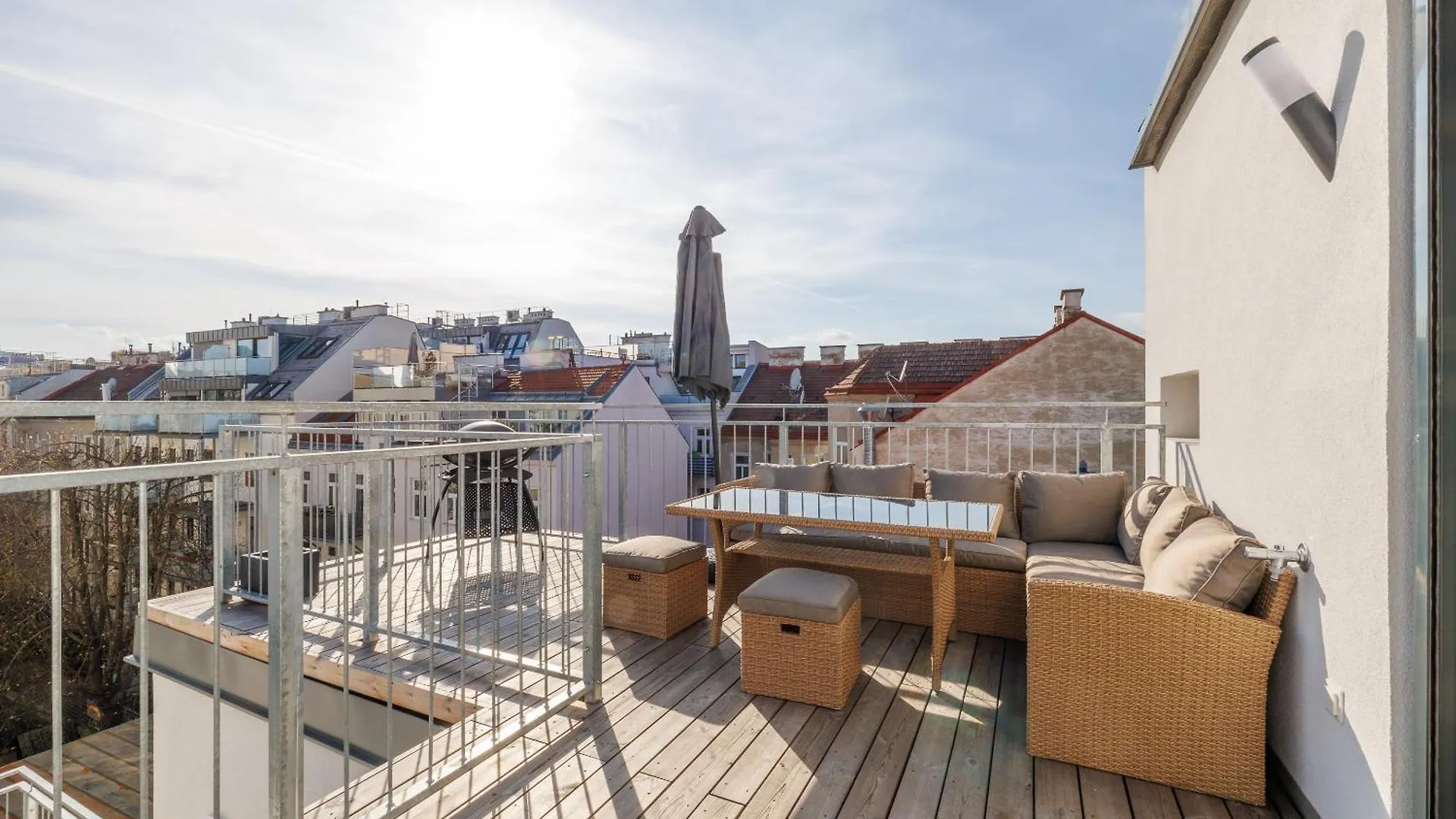 Symphony Apartments 38 - Modern Loft With Terrace And Grill In Central Location Vienna