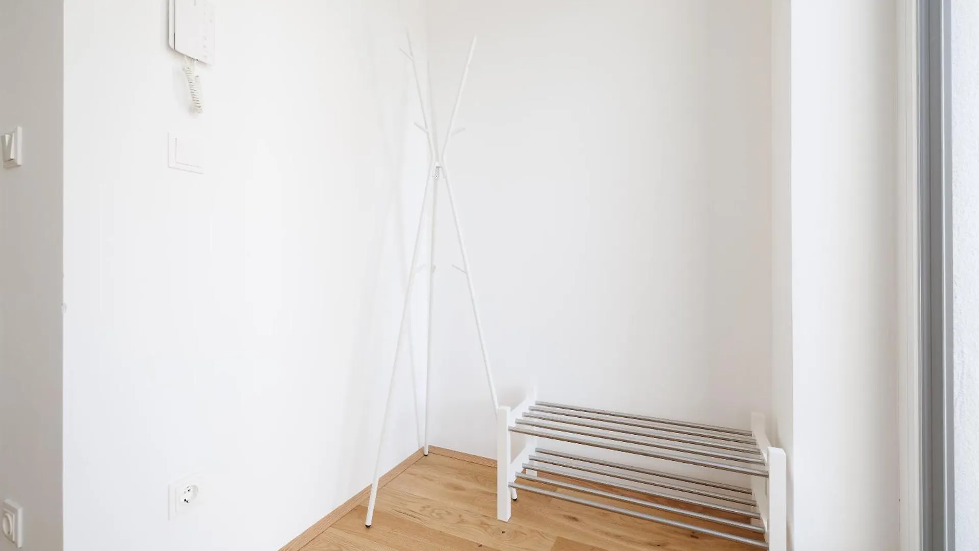 Symphony Apartments 38 - Modern Loft With Terrace And Grill In Central Location Vienna